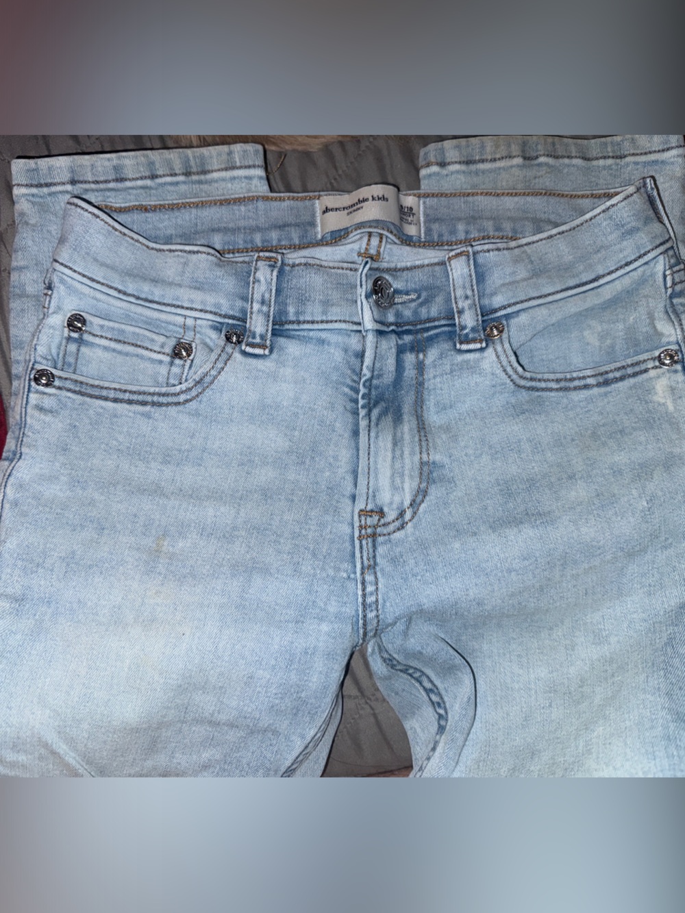 Abercrombie 9/10 “Short” Light Wash Denim Jeans